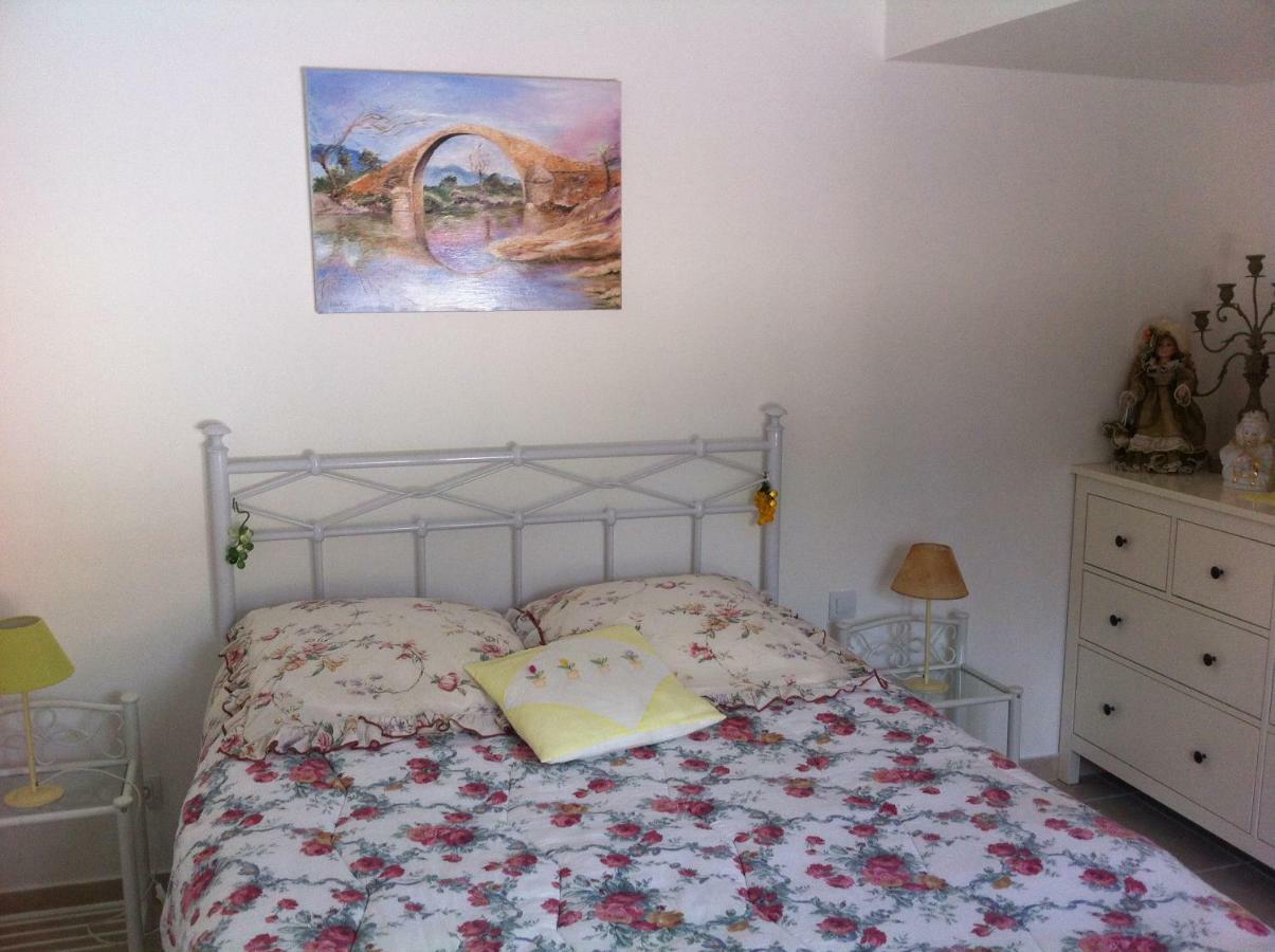 Les Cigales Des Pres Appartement オープス エクステリア 写真